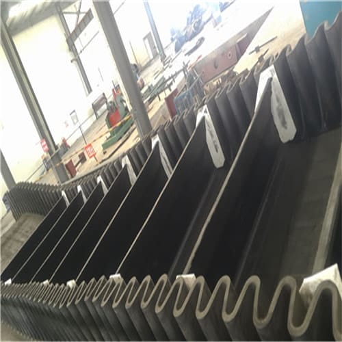 青島擋邊輸送帶廠家-大傾角輸送帶-8月新品
