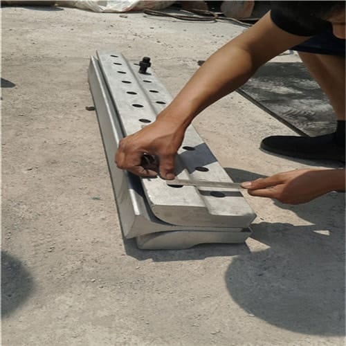 青島斗式提升機皮帶-山東輸送帶廠家-青島中康工廠